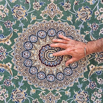 persian-carpet-from-iran-showcasing-traditional-weaving-art-persian-craftsmanship-and-cultural-heritage